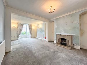 Photo 35- click for photo gallery